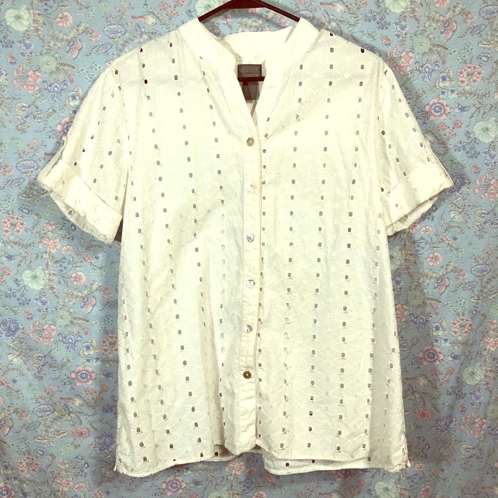 Chico’s size 2 white eyelet short sleeve button up